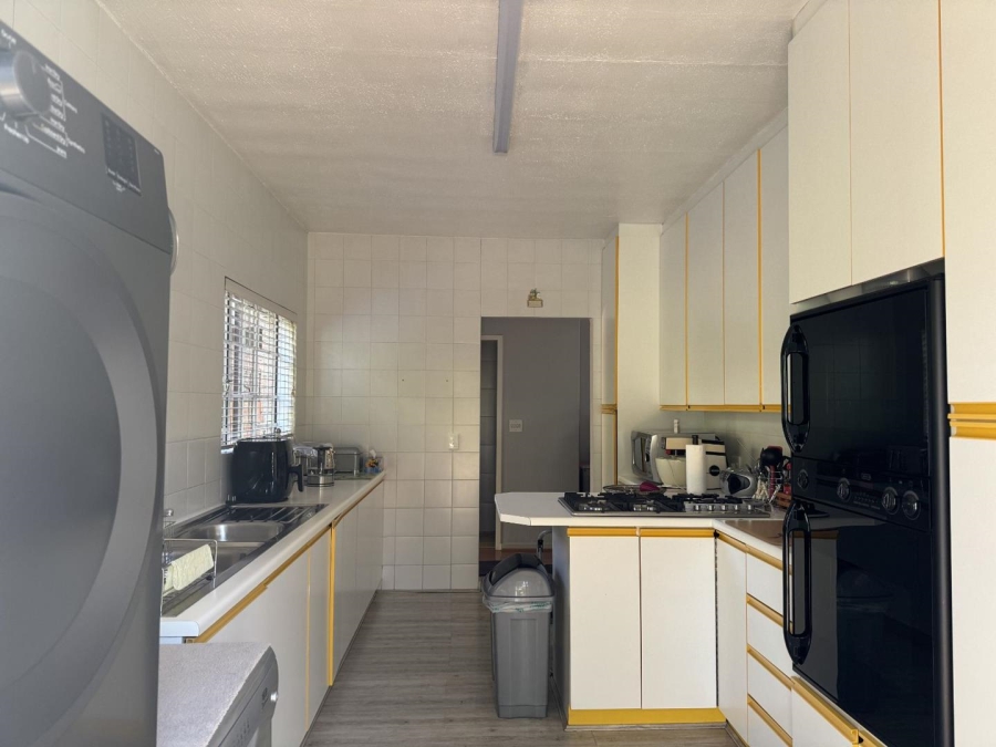 3 Bedroom Property for Sale in New Redruth Gauteng