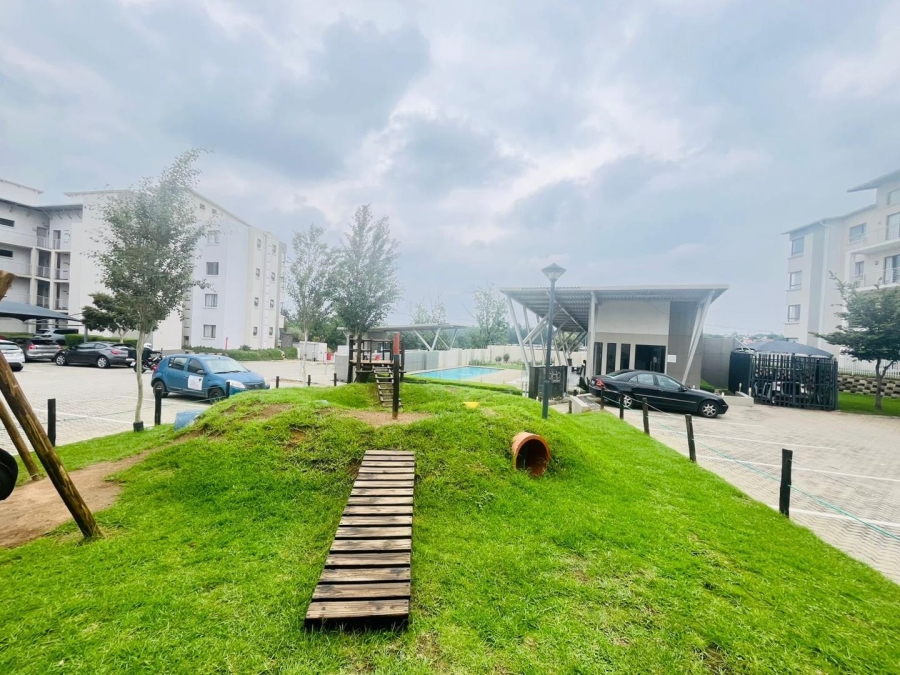 2 Bedroom Property for Sale in Broadacres Gauteng