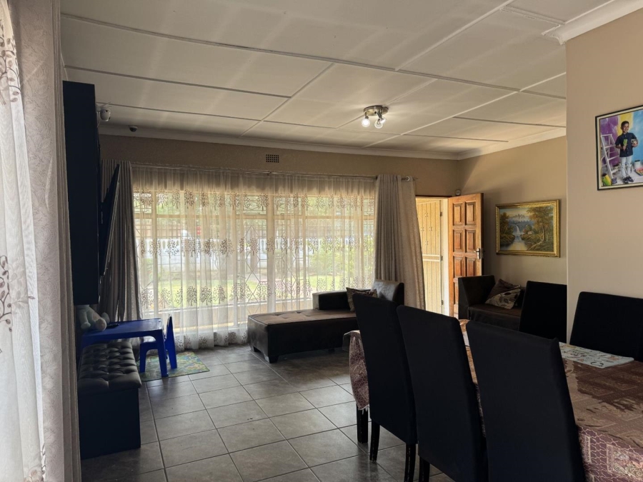 4 Bedroom Property for Sale in New Redruth Gauteng