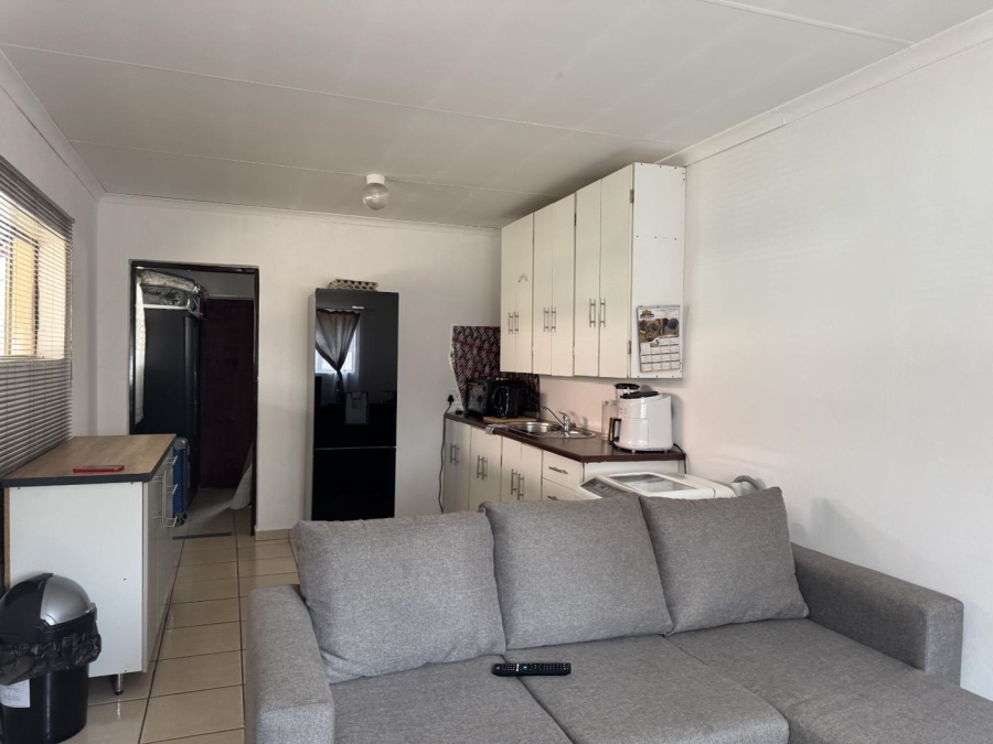 4 Bedroom Property for Sale in New Redruth Gauteng