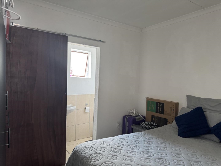 4 Bedroom Property for Sale in New Redruth Gauteng
