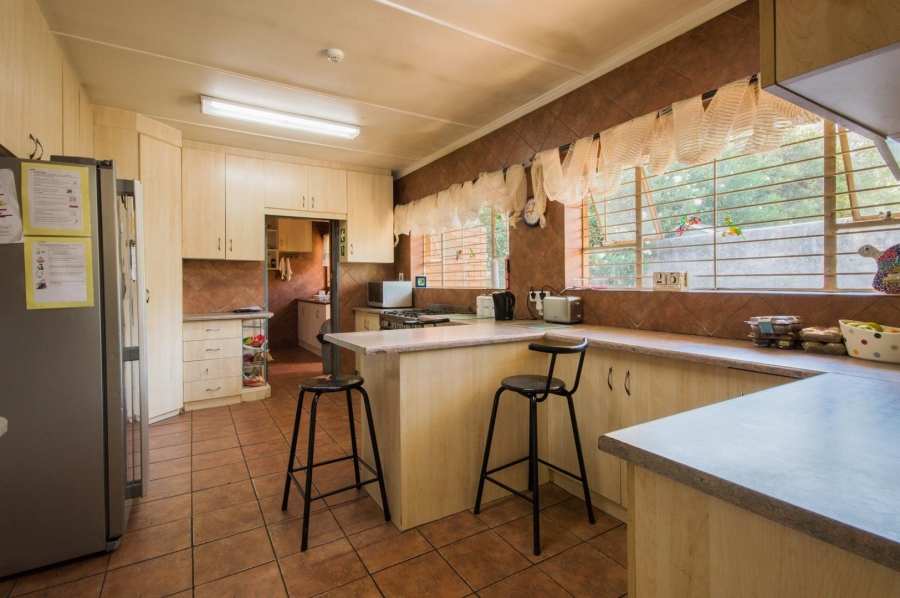 10 Bedroom Property for Sale in Illiondale Gauteng