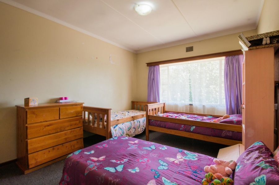 10 Bedroom Property for Sale in Illiondale Gauteng