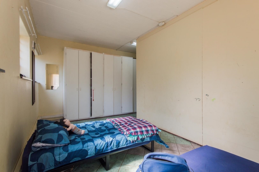 10 Bedroom Property for Sale in Illiondale Gauteng