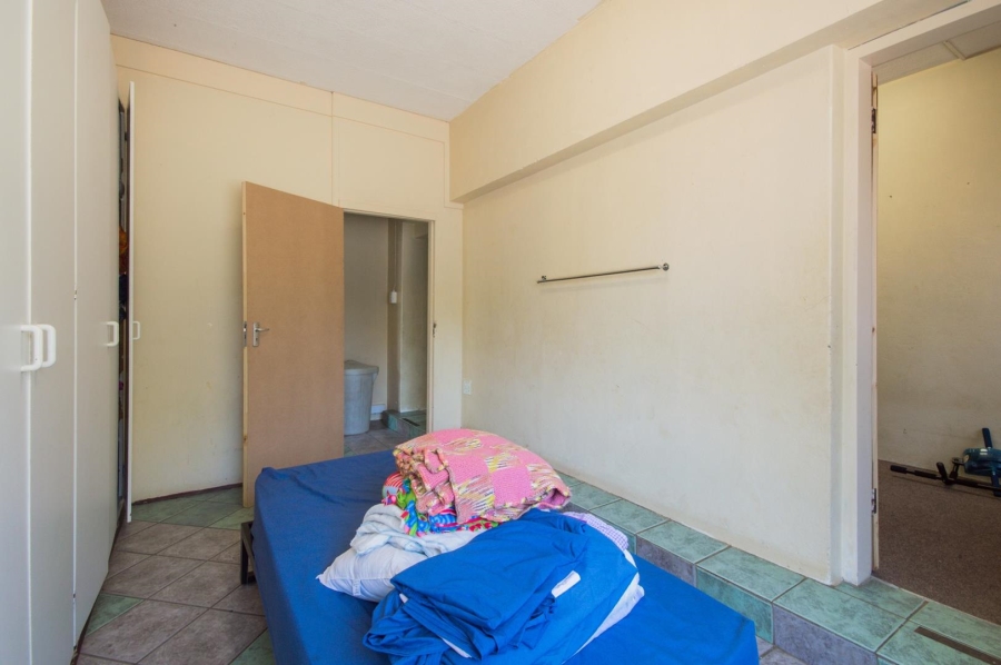 10 Bedroom Property for Sale in Illiondale Gauteng