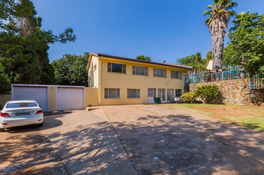 10 Bedroom Property for Sale in Illiondale Gauteng