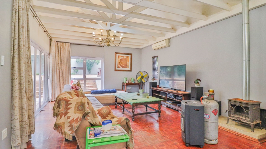 4 Bedroom Property for Sale in Dowerglen Gauteng