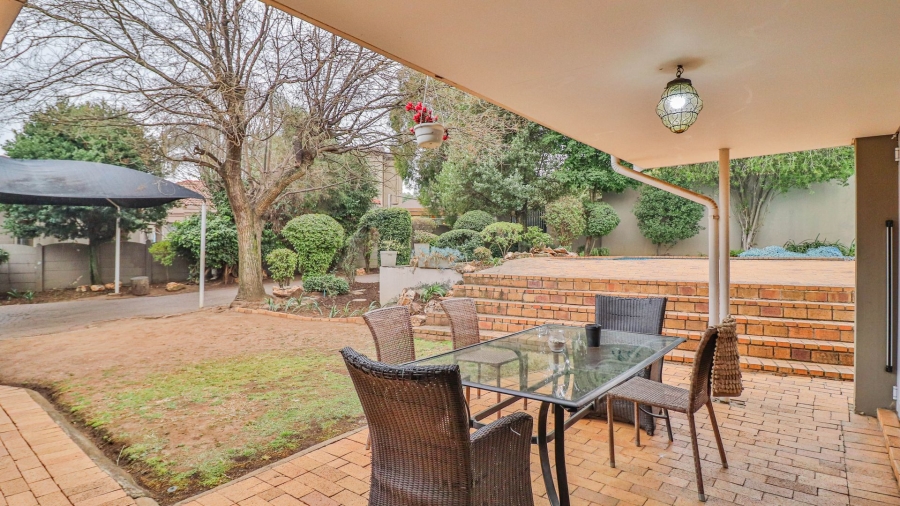 4 Bedroom Property for Sale in Dowerglen Gauteng