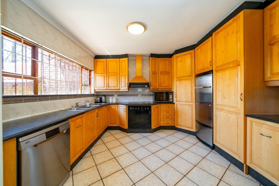 4 Bedroom Property for Sale in Eastleigh Ridge Gauteng