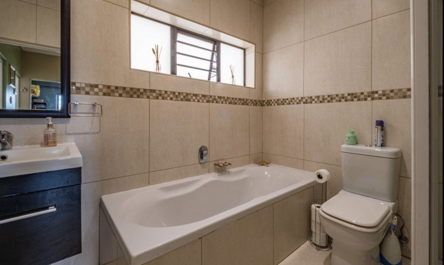 3 Bedroom Property for Sale in Elma Park Gauteng