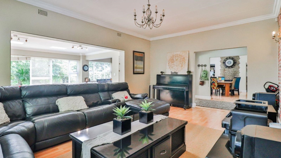 4 Bedroom Property for Sale in Dunvegan Gauteng