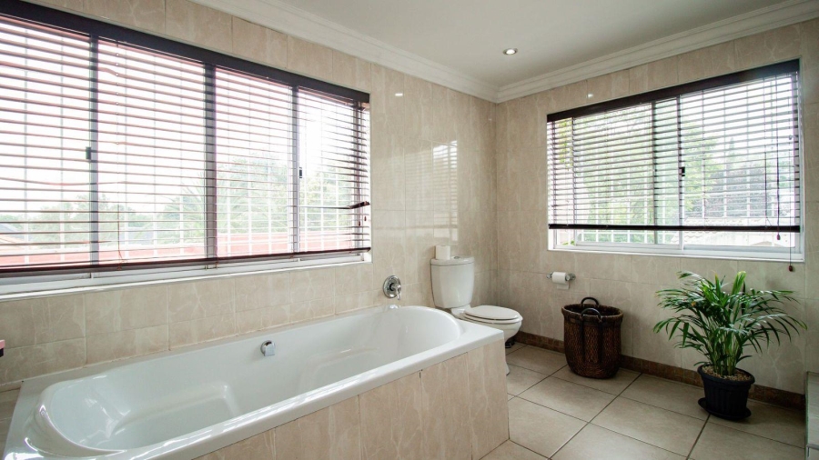 4 Bedroom Property for Sale in Dunvegan Gauteng