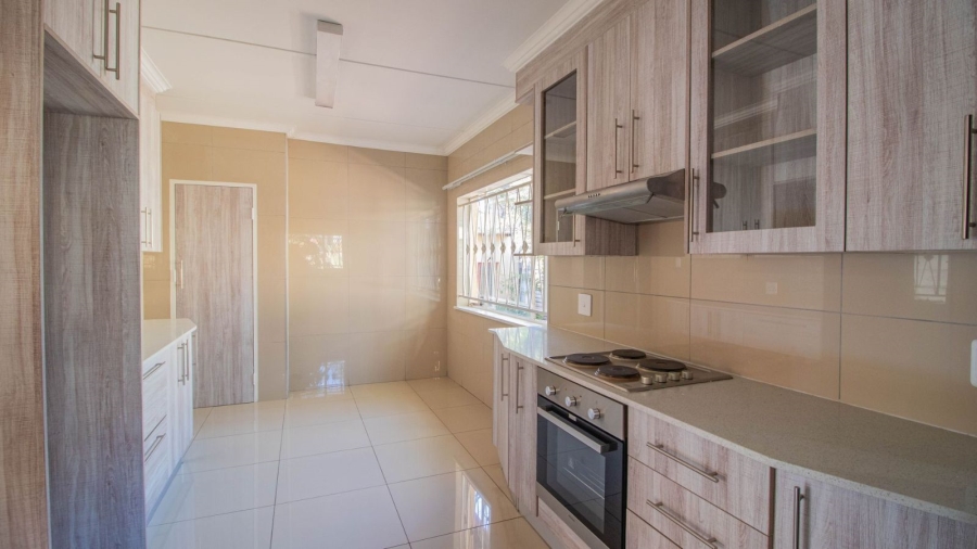 4 Bedroom Property for Sale in Illiondale Gauteng