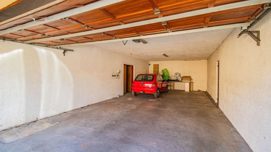 4 Bedroom Property for Sale in Illiondale Gauteng