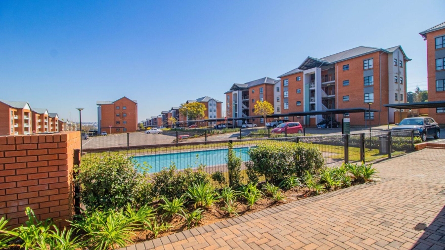 2 Bedroom Property for Sale in Founders Hill Gauteng