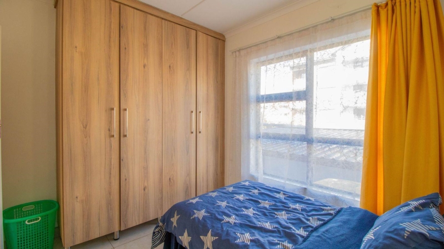 2 Bedroom Property for Sale in Founders Hill Gauteng
