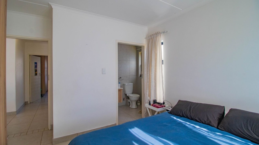 2 Bedroom Property for Sale in Founders Hill Gauteng