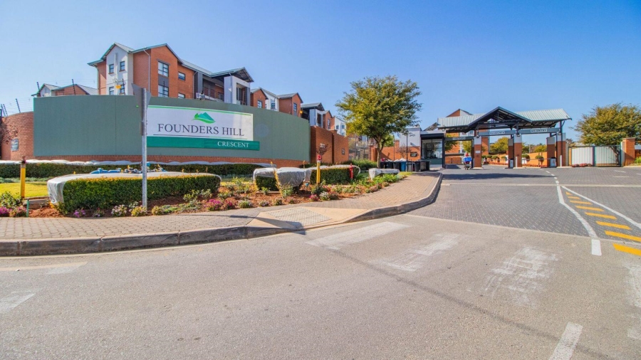 2 Bedroom Property for Sale in Founders Hill Gauteng