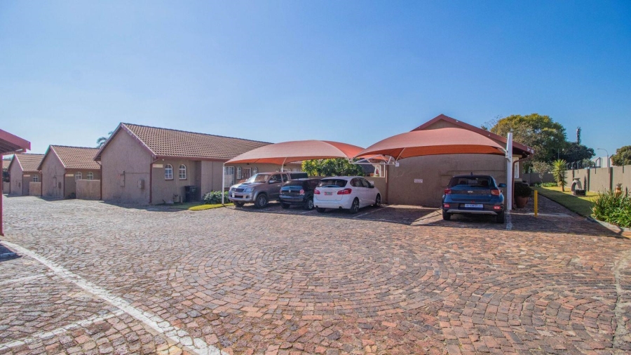 2 Bedroom Property for Sale in Norkem Park Gauteng