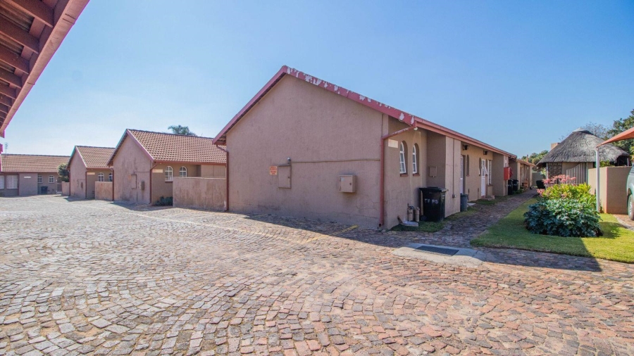 2 Bedroom Property for Sale in Norkem Park Gauteng