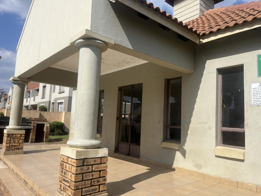 2 Bedroom Property for Sale in Esther Park Gauteng