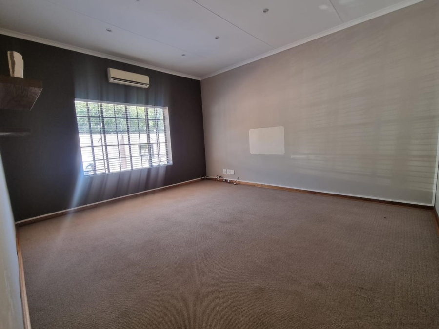 3 Bedroom Property for Sale in Northmead Gauteng