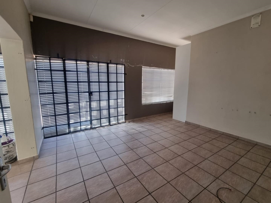 3 Bedroom Property for Sale in Northmead Gauteng