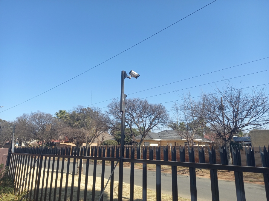 4 Bedroom Property for Sale in Helikonpark Gauteng