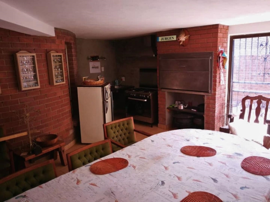 7 Bedroom Property for Sale in Sunair Park Gauteng
