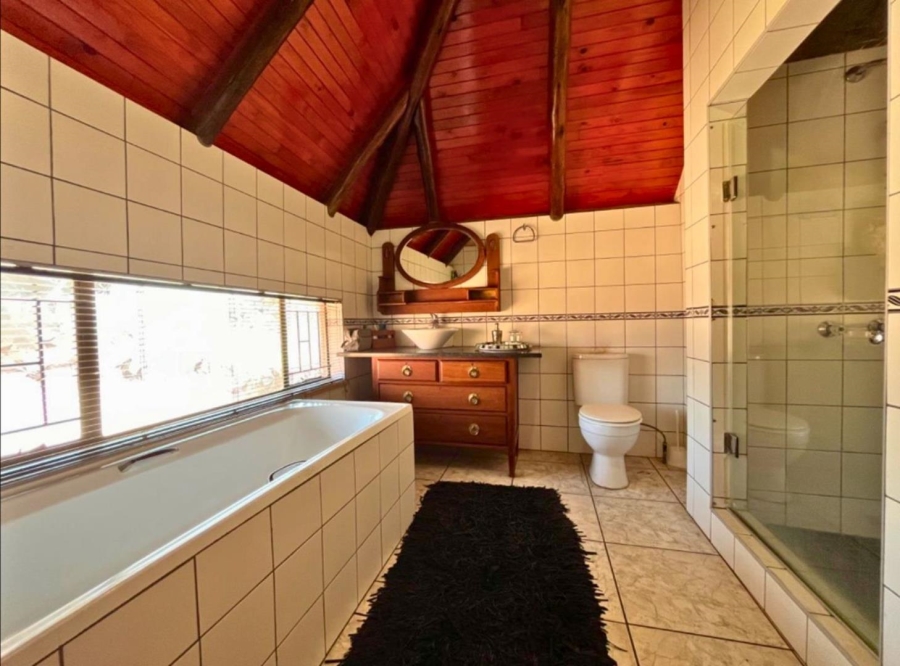 7 Bedroom Property for Sale in Sunair Park Gauteng