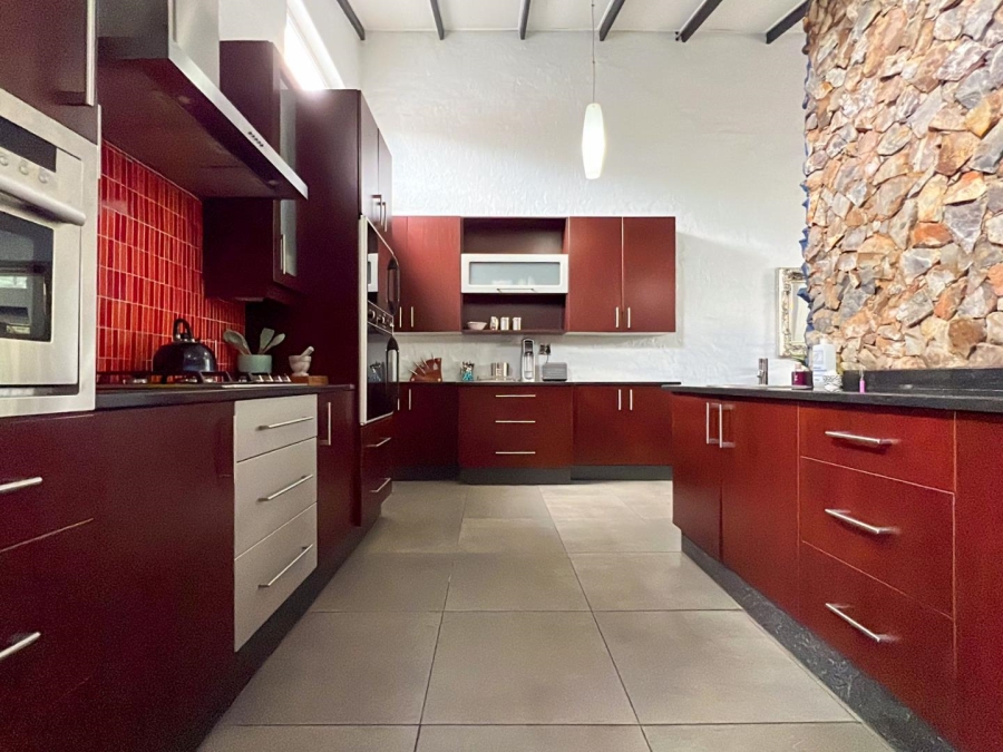 5 Bedroom Property for Sale in Blue Saddle Ranches Gauteng