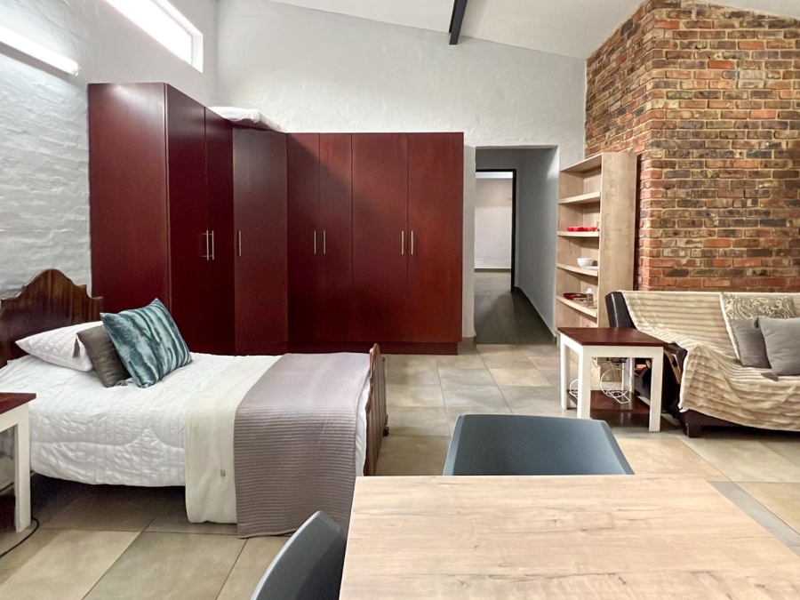 5 Bedroom Property for Sale in Blue Saddle Ranches Gauteng