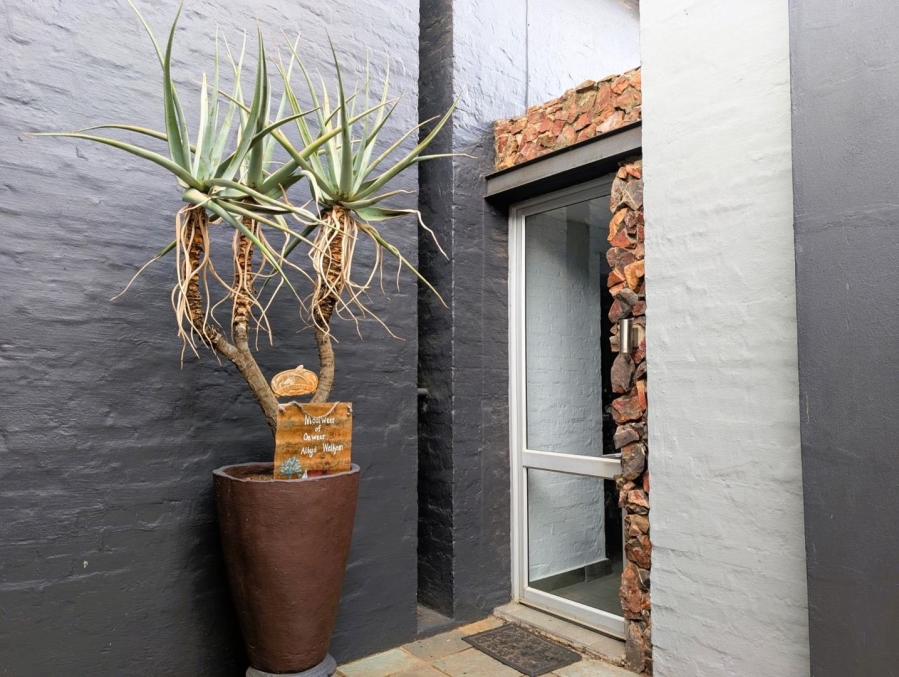 5 Bedroom Property for Sale in Blue Saddle Ranches Gauteng