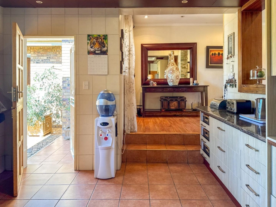 4 Bedroom Property for Sale in Blue Saddle Ranches Gauteng