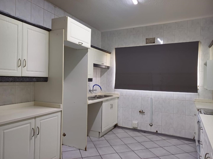 2 Bedroom Property for Sale in Eastleigh Ridge Gauteng