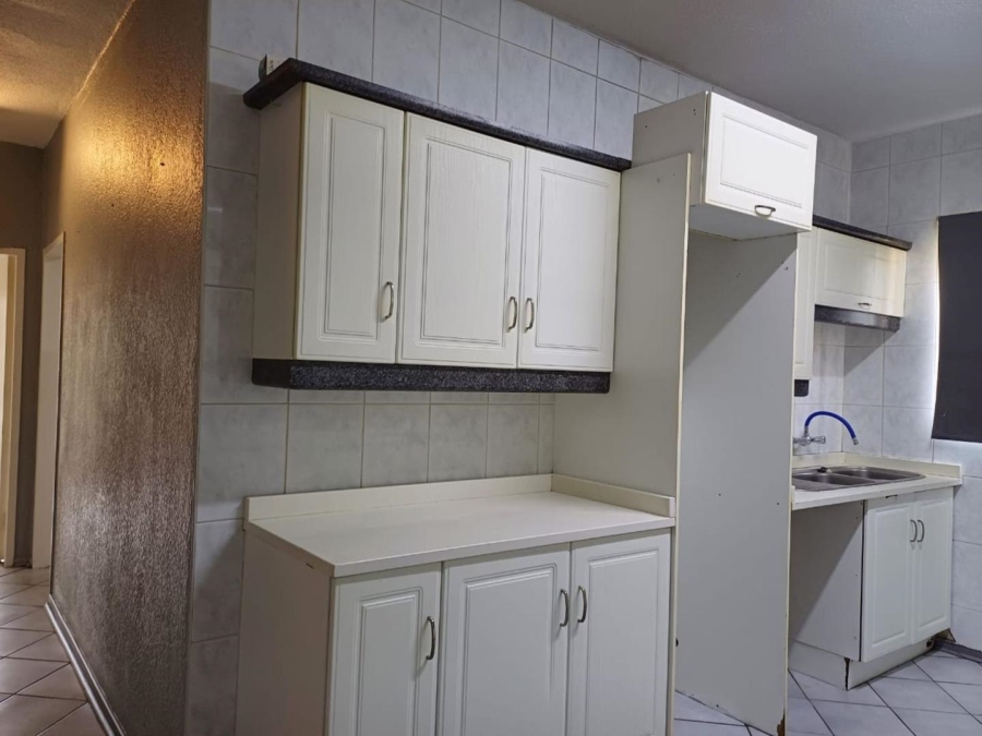 2 Bedroom Property for Sale in Eastleigh Ridge Gauteng
