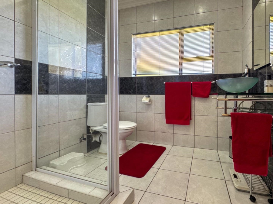 3 Bedroom Property for Sale in Blue Saddle Ranches Gauteng