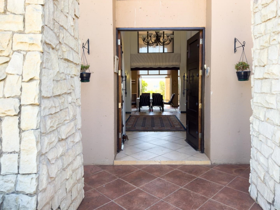 5 Bedroom Property for Sale in Blue Saddle Ranches Gauteng