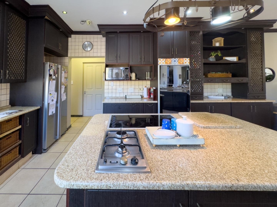 5 Bedroom Property for Sale in Blue Saddle Ranches Gauteng