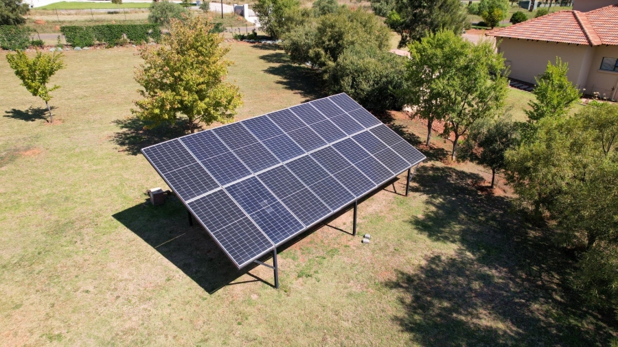 5 Bedroom Property for Sale in Blue Saddle Ranches Gauteng