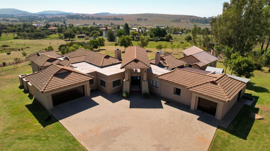 5 Bedroom Property for Sale in Blue Saddle Ranches Gauteng