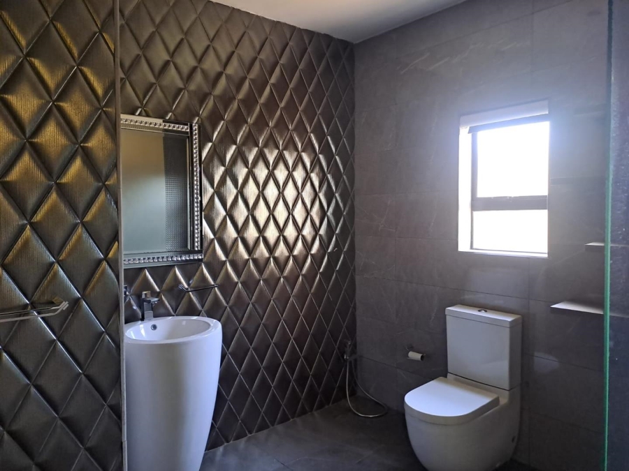 4 Bedroom Property for Sale in Leachville Gauteng