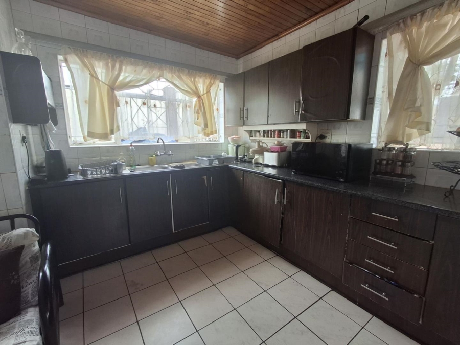 3 Bedroom Property for Sale in Bezuidenhout Valley Gauteng