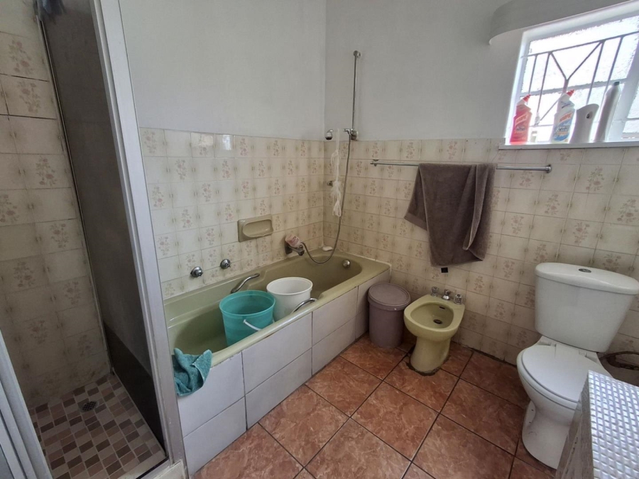 3 Bedroom Property for Sale in Bezuidenhout Valley Gauteng