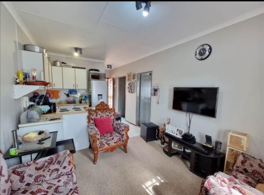 2 Bedroom Property for Sale in Bezuidenhout Valley Gauteng