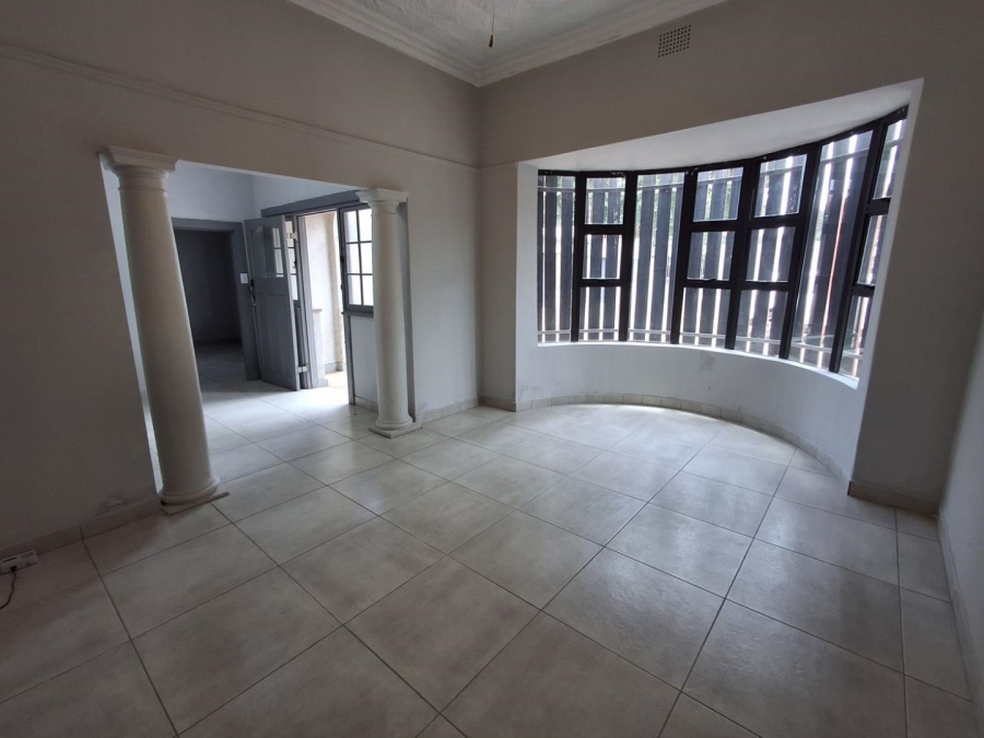 2 Bedroom Property for Sale in Bezuidenhout Valley Gauteng