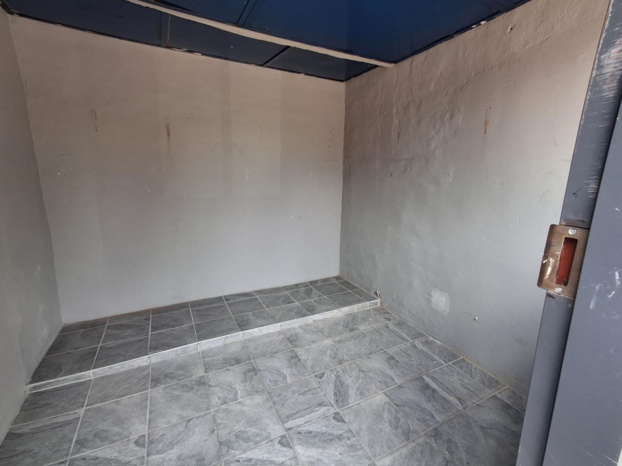 2 Bedroom Property for Sale in Bezuidenhout Valley Gauteng