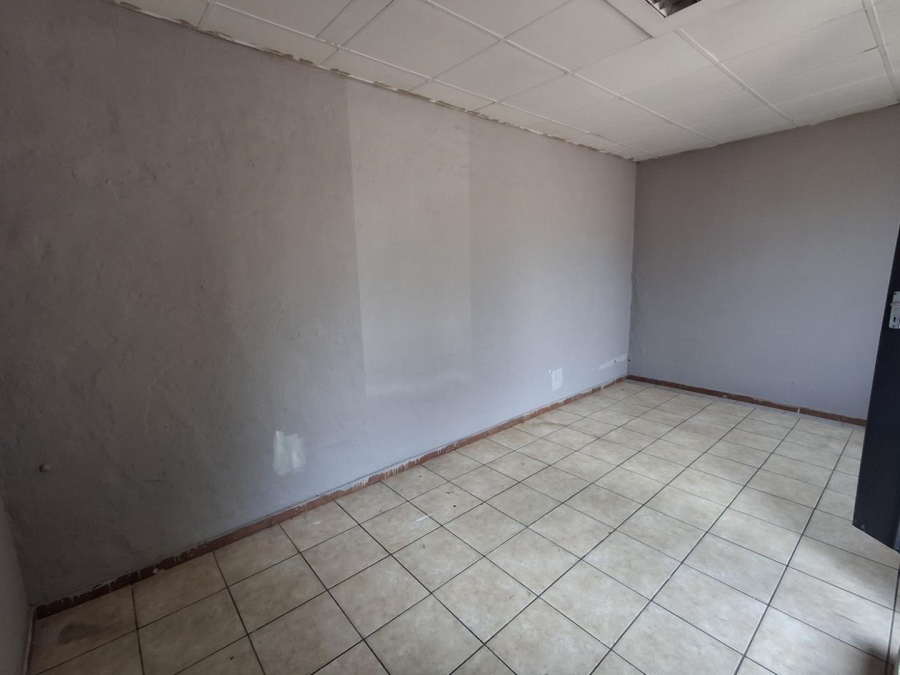 2 Bedroom Property for Sale in Bezuidenhout Valley Gauteng
