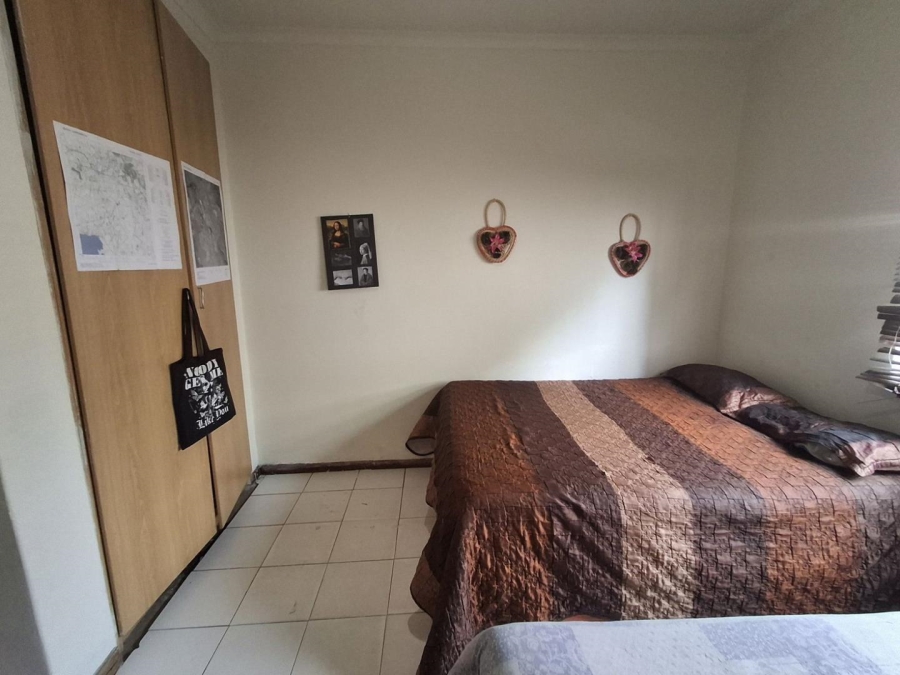 3 Bedroom Property for Sale in Bezuidenhout Valley Gauteng