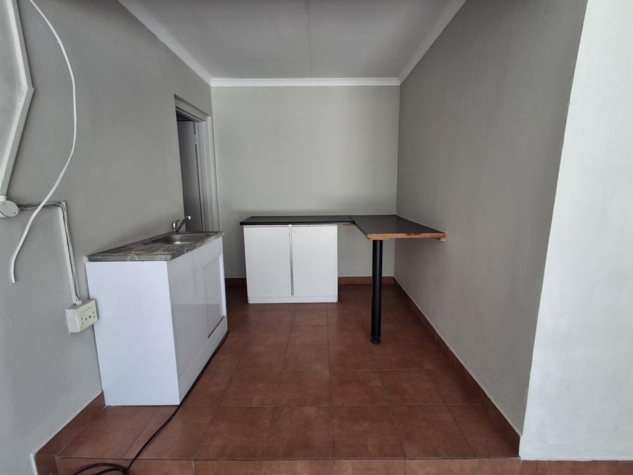 4 Bedroom Property for Sale in Bezuidenhout Valley Gauteng